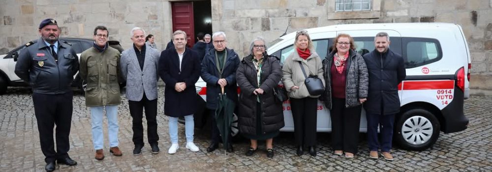 Atribuição de veículo de transporte de doentes não urgentes à Associação Humanitária dos Bombeiros Voluntários de Fornos de Algodres